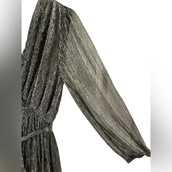 Dress forum black long sleeve shimmery mini dress - Picture 4 of 6